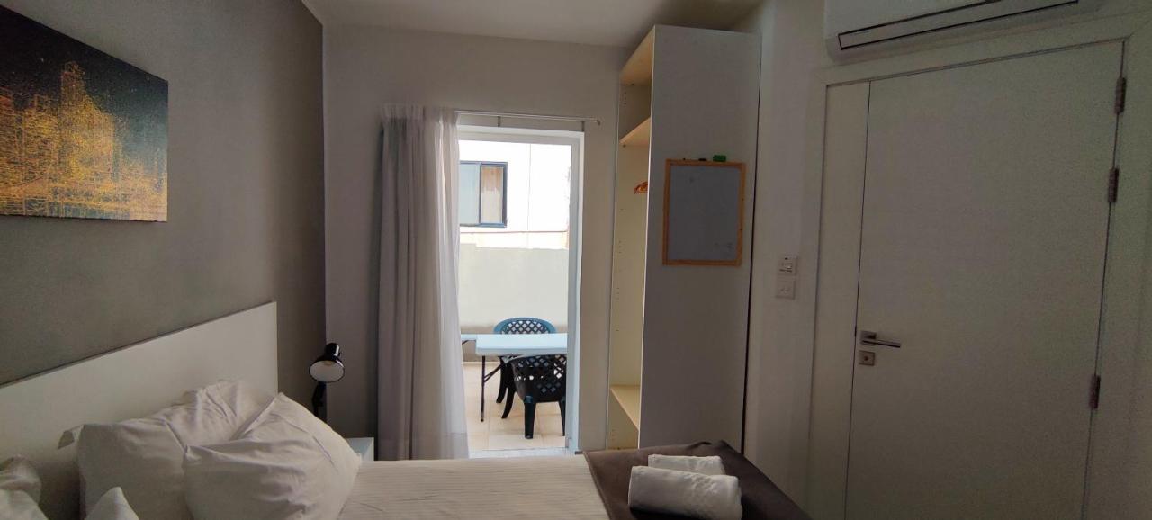 Villa Arjuza - Private Self Catering Bedrooms With Bathroom Is-Swieqi Εξωτερικό φωτογραφία