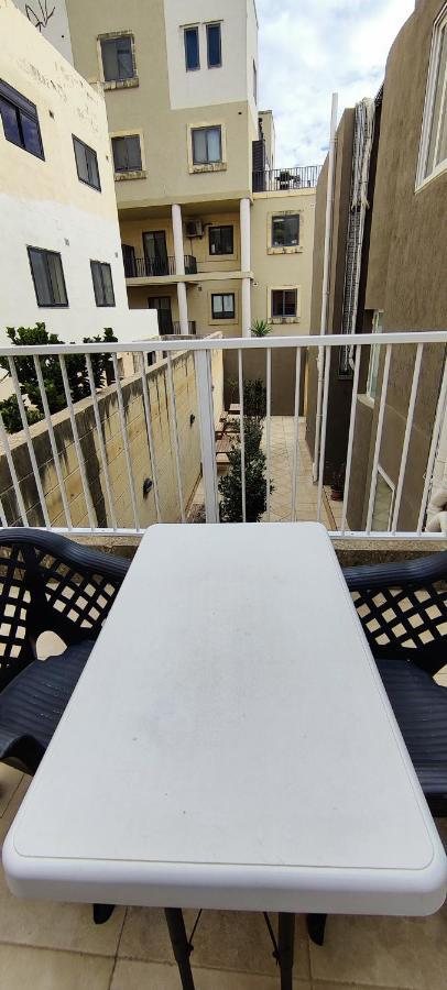 Villa Arjuza - Private Self Catering Bedrooms With Bathroom Is-Swieqi Εξωτερικό φωτογραφία