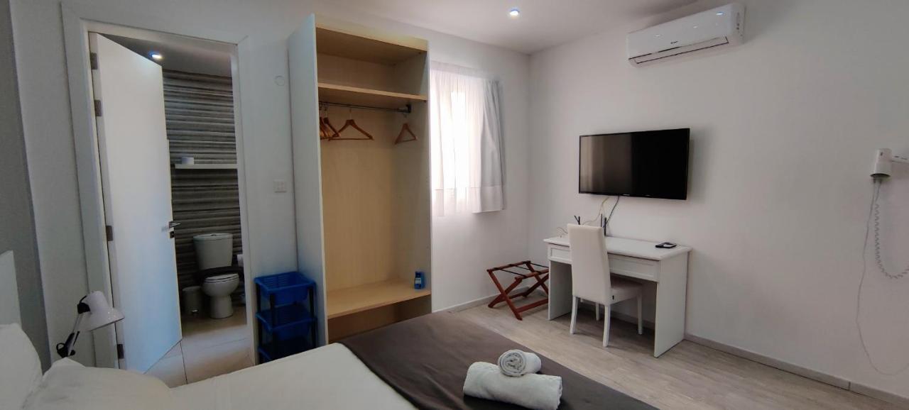 Villa Arjuza - Private Self Catering Bedrooms With Bathroom Is-Swieqi Εξωτερικό φωτογραφία